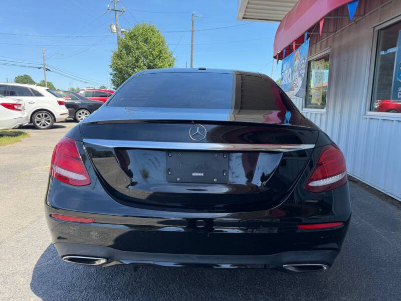 2019 Mercedes-Benz E-Class E 300
