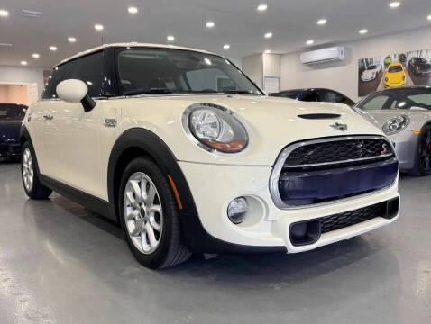 2017 MINI Hardtop 2 Door