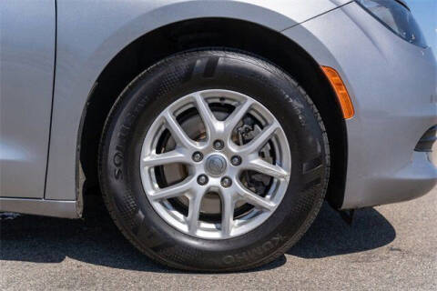 2020 Chrysler Voyager LXi