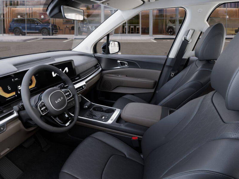 2026 Kia Carnival LX