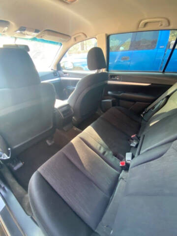 2013 Subaru Outback 2.5i Premium