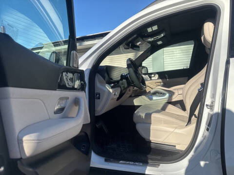 2025 Mercedes-Benz GLS AMG GLS 63