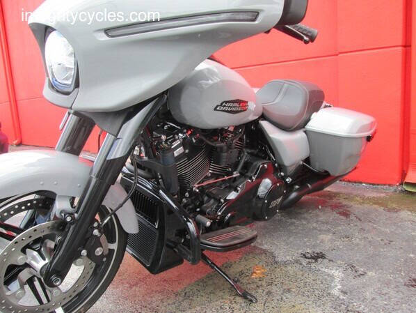 2024 Harley-Davidson Street Glide