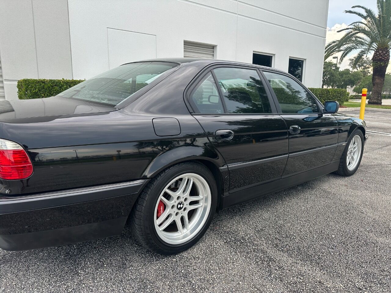 2000 BMW 7 Series Sedan - $12,900