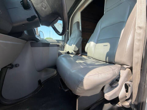 2012 Ford E-Series