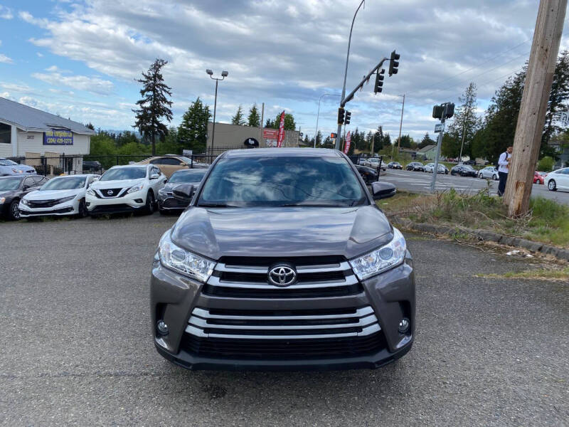 Used 2015 Toyota Highlander LE Plus with VIN 5TDBKRFH0FS201181 for sale in Federal Way, WA