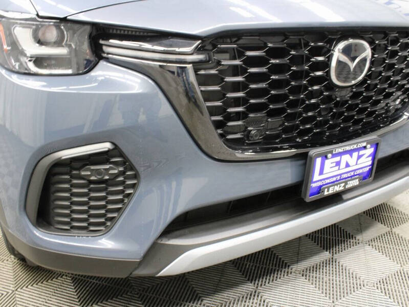 2025 Mazda CX-70 Plug-in Hybrid Premium