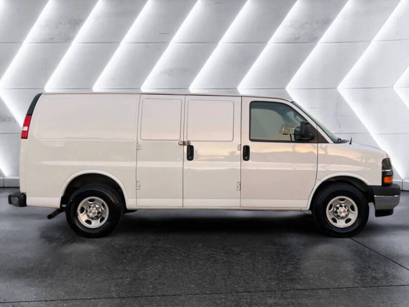 2020 Chevrolet Express 2500