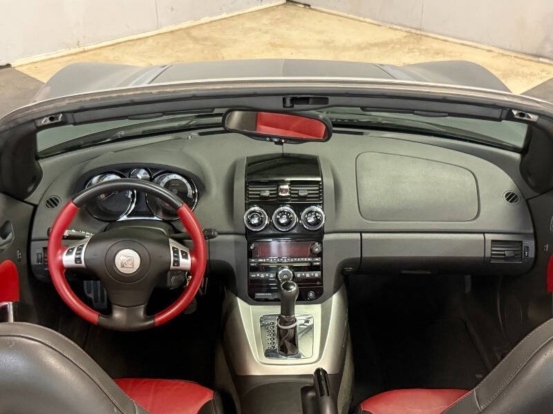 2008 Saturn SKY Red Line