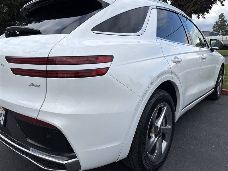 2026 Genesis GV70