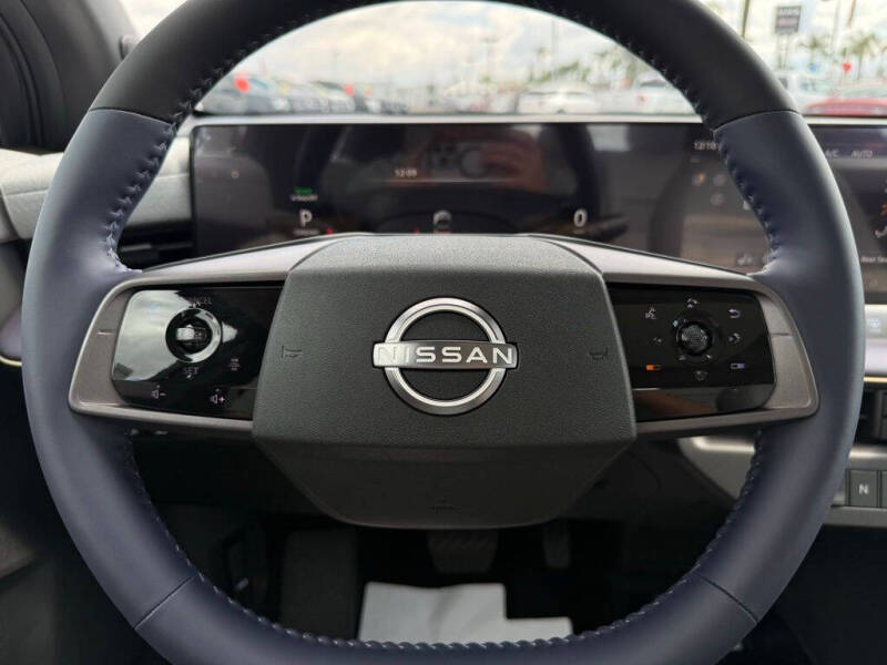 2026 Nissan LEAF Platinum+