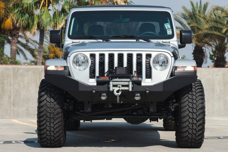 2023 Jeep Gladiator Overland