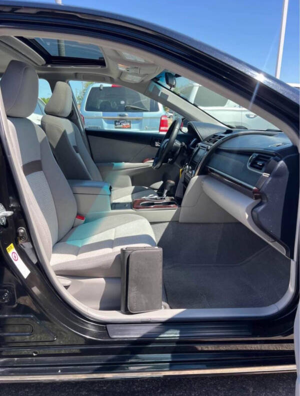 2012 Toyota Camry LE