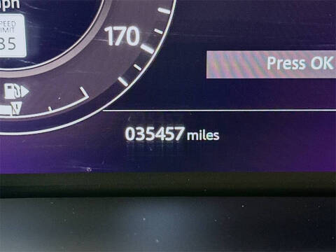 2021 Land Rover Range Rover P525 HSE Westminster Edition