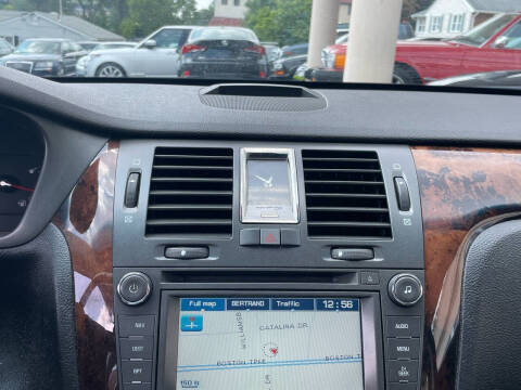 2011 Cadillac DTS Premium Collection