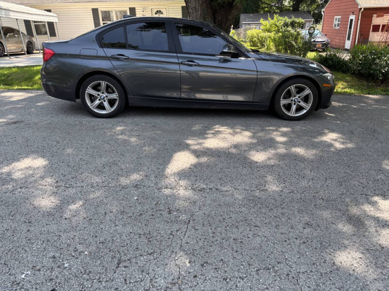 Image 4 of 2013 BMW 3 Series 328i