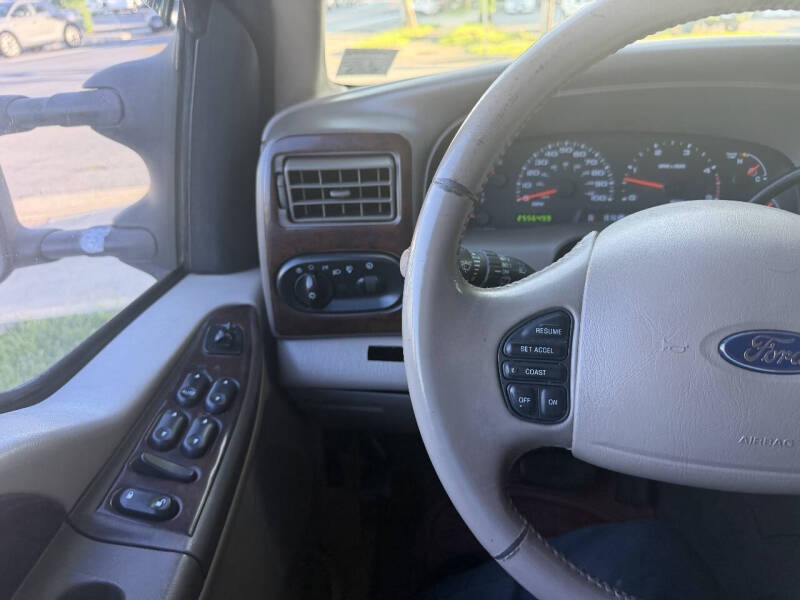 2004 Ford Excursion Limited
