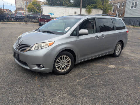 2011 Toyota Sienna XLE 8-Passenger