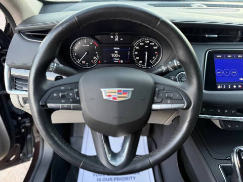 2021 Cadillac XT4 Premium Luxury