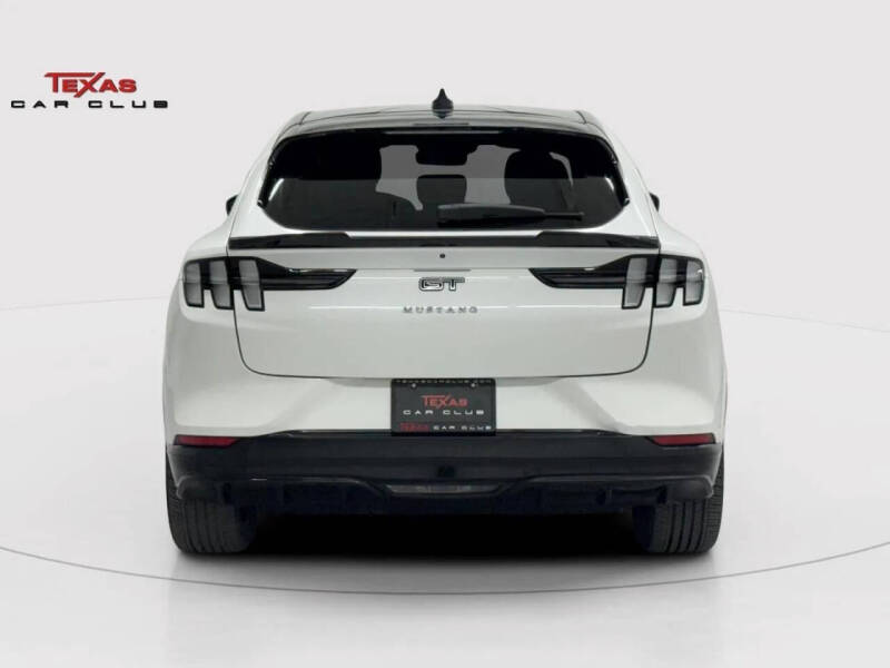 2022 Ford Mustang Mach-E GT