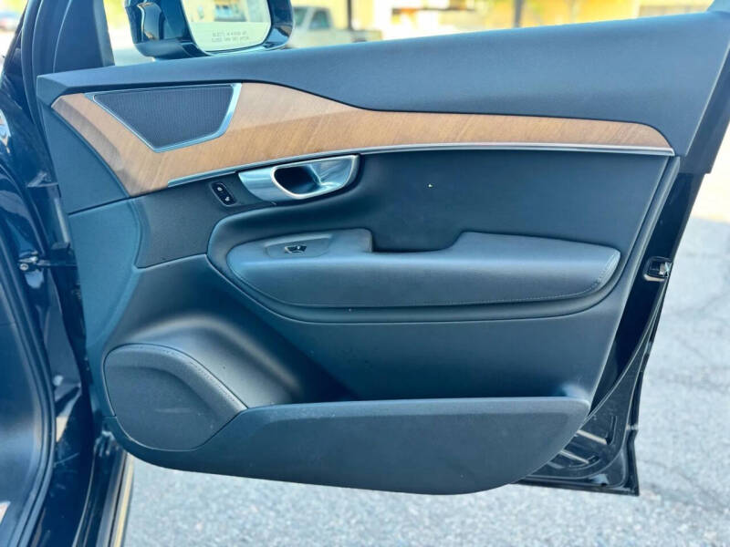 2024 Volvo XC90 B6 Plus Bright Theme 7P