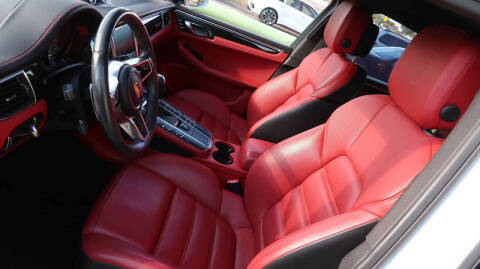 2018 Porsche Macan S