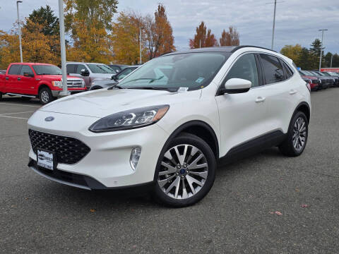 2022 Ford Escape Titanium