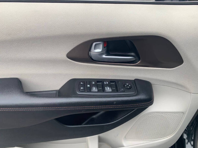 2018 Chrysler Pacifica Touring L