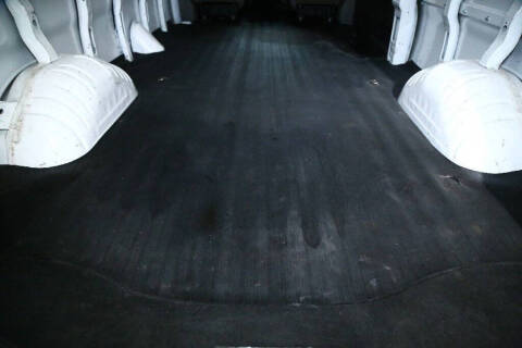 2023 Chevrolet Express 2500