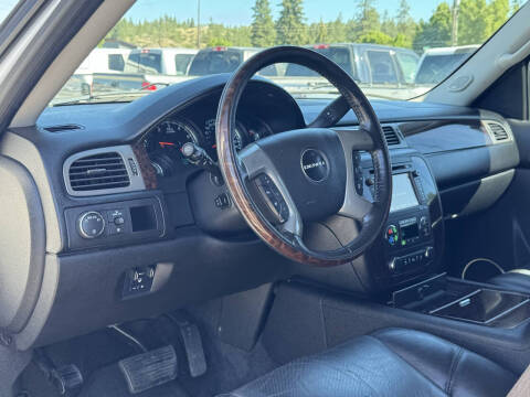2012 GMC Yukon Denali