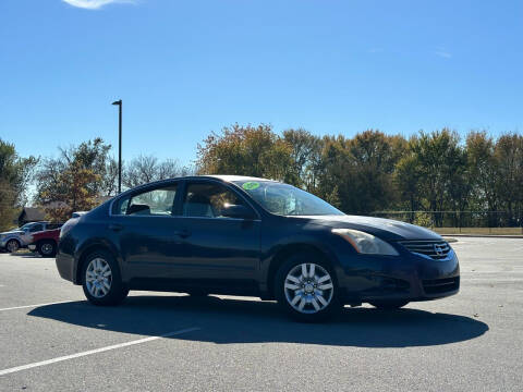 2010 Nissan Altima for sale at E & N Used Auto Sales LLC in Lowell AR