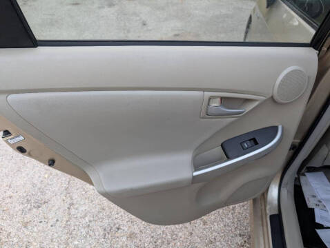 2010 Toyota Prius II