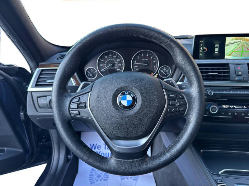 2017 BMW 3 Series 330i xDrive