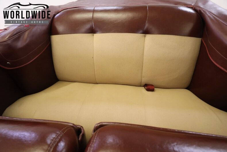 1950 Plymouth Deluxe