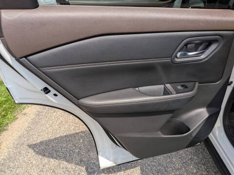 2023 Nissan Rogue SL