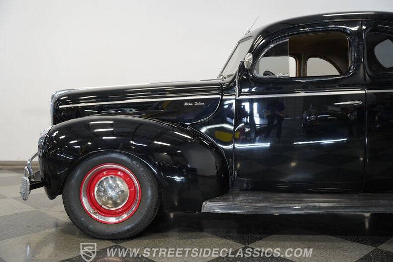 1940 Ford Deluxe