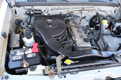 2003 Nissan Frontier Standard