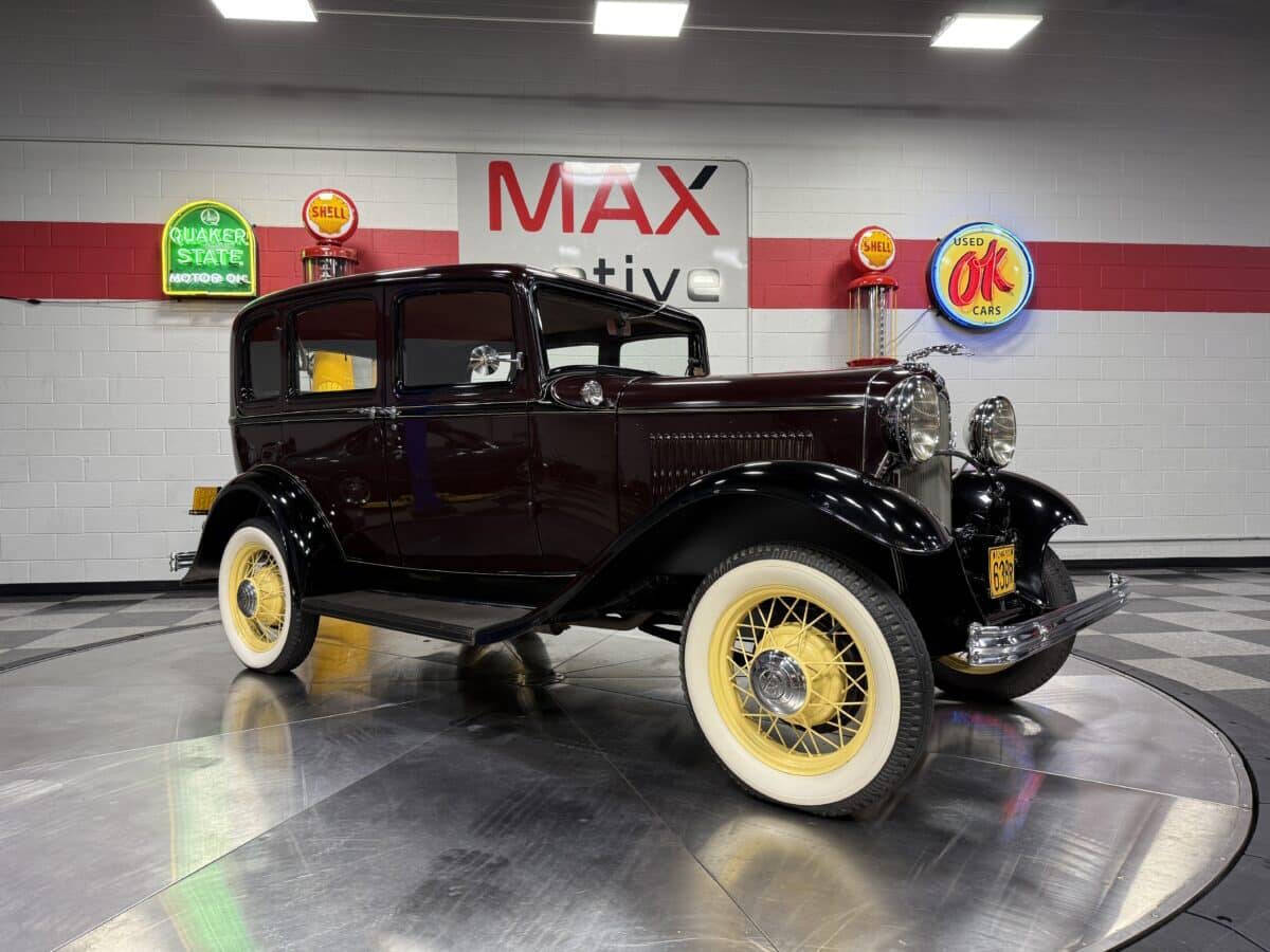 1932 Ford Model 18 3