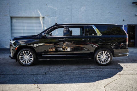 2022 Cadillac Escalade ESV Luxury