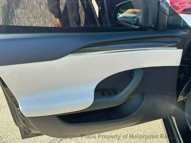 2025 Tesla Model S Plaid