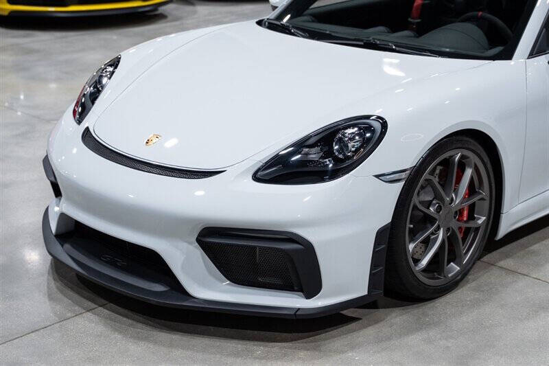 2021 Porsche 718 Cayman GT4