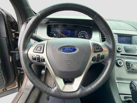 2016 Ford Taurus SEL