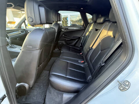 2017 Porsche Macan GTS