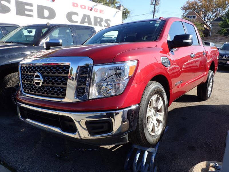 2017 Nissan Titan SV