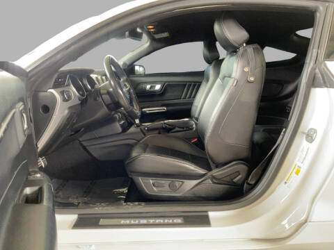 2022 Ford Mustang EcoBoost Premium