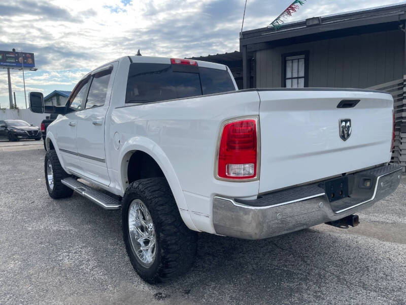 2015 RAM 1500 Laramie