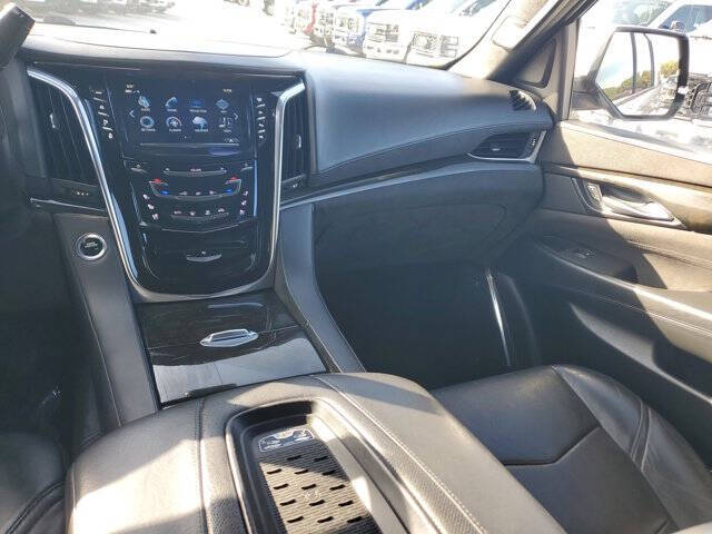 2017 Cadillac Escalade ESV Platinum