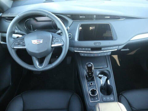 2020 Cadillac XT4 Premium Luxury