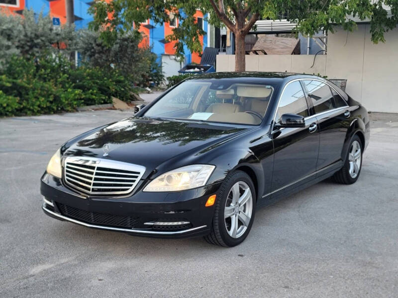 2011 Mercedes-Benz S-Class S 550 4MATIC