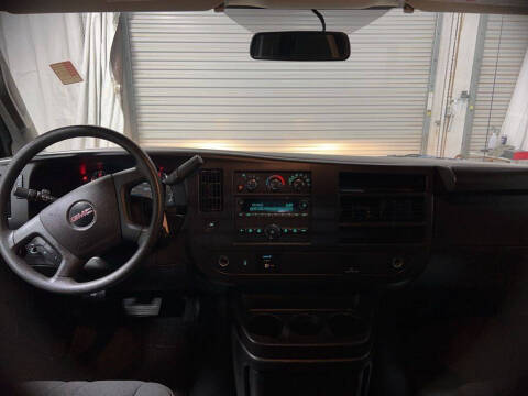 2023 GMC Savana 2500